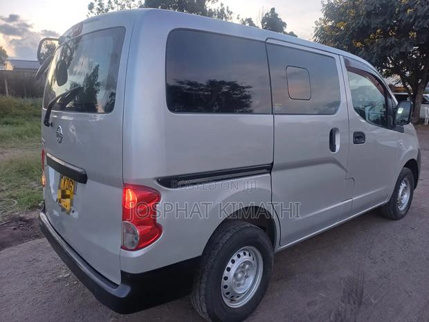 Nissan NV200 2014 Silver