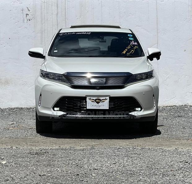 Toyota Harrier 2.0 Turbo 4WD 2019 White
