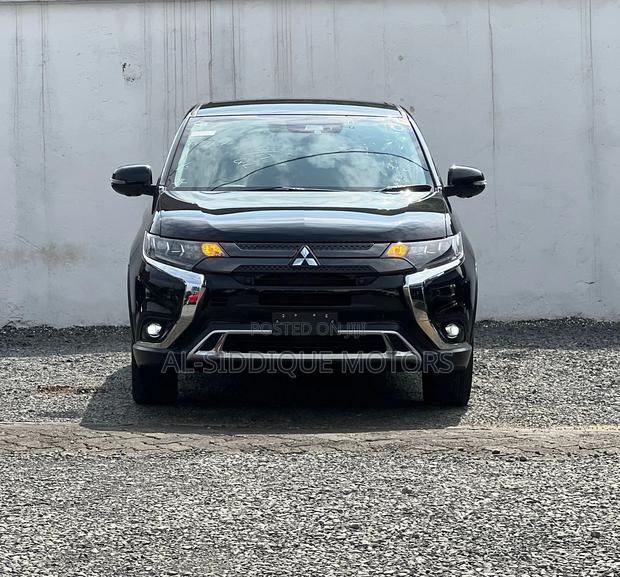 Mitsubishi Outlander SE FWD 2019 Black