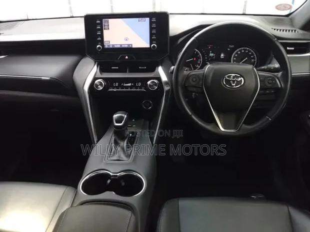 Toyota Harrier 2.0 4WD 2020 Black