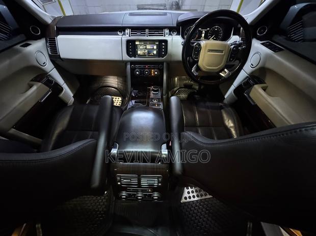 Land Rover Range Rover Vogue 2017 White