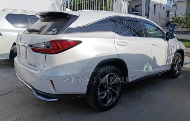 Lexus RX 2019 White