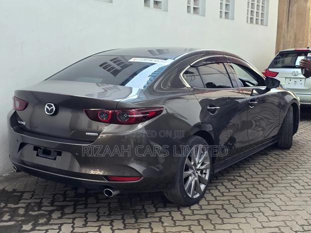 Mazda 3 2019