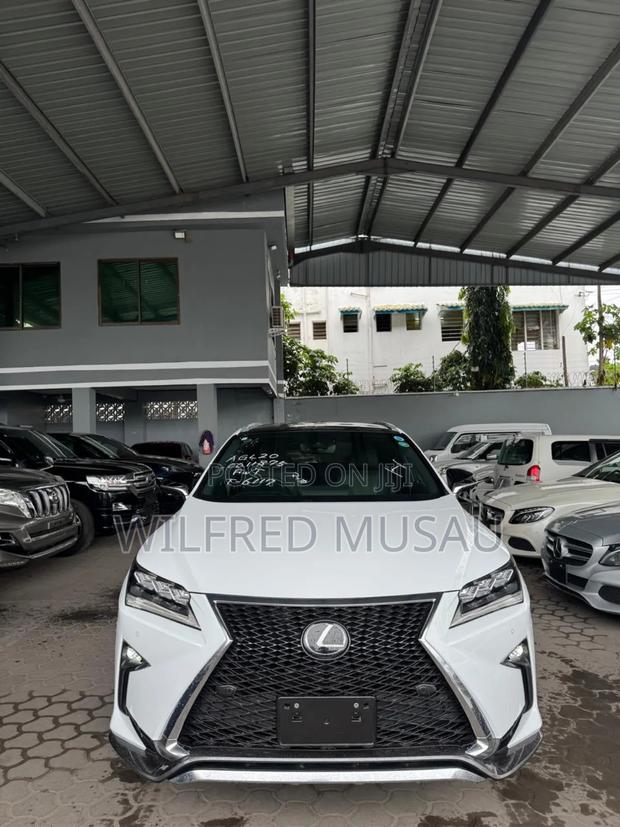 Lexus RX 300 2WD 2019 White