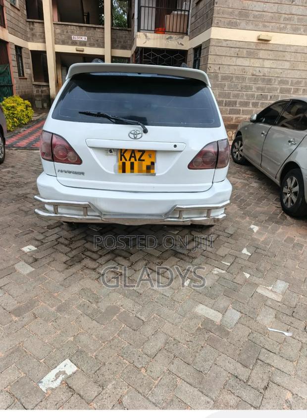 Toyota Harrier 2000 White