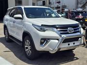 Toyota Fortuner 2.8 D AWD 2019 White for sale