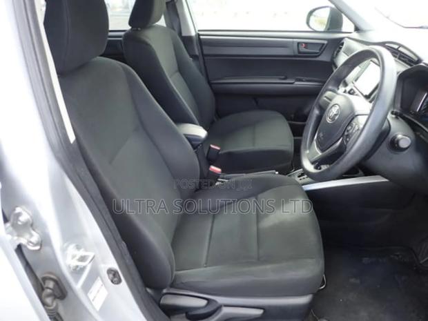 Toyota Corolla Fielder 2020 Silver