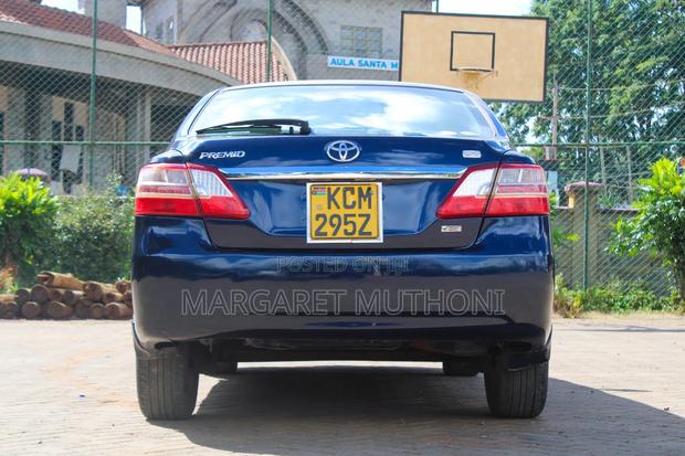 Toyota Premio 2010 Blue