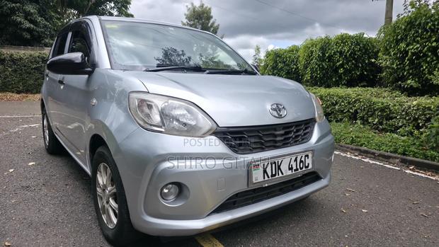 Toyota Passo 2017 Silver
