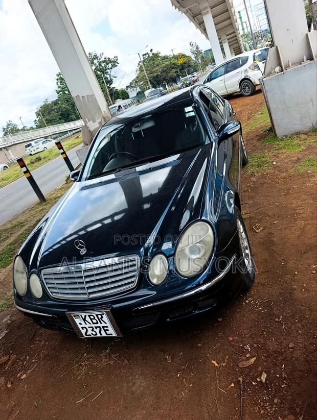 Mercedes-Benz E240 2004 Green