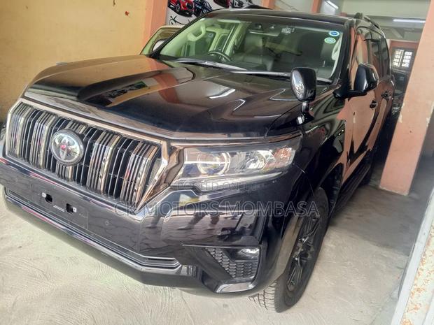 Toyota Land Cruiser 2020 Black