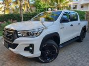 Toyota Hilux Revo Double Cab Deisel 2.4 AWD 2019 White for sale
