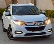 Honda Vezel 2018 White for sale