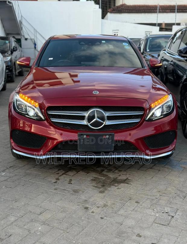 Mercedes-Benz E200 2018 Red