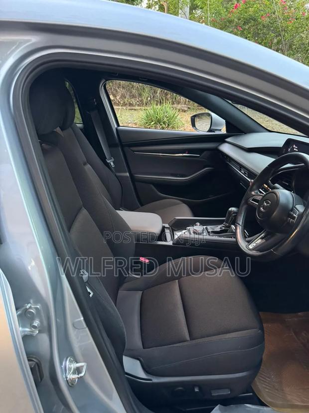 Mazda 3 2019 Silver