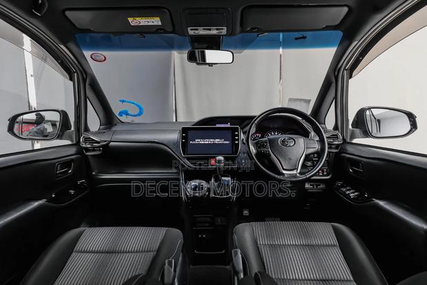 Toyota Voxy 2019 Black
