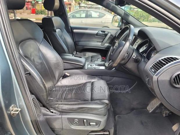 Audi Q7 2008 Gray