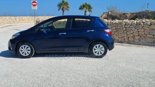 Toyota Vitz 1.3 AWD 5dr 2019 Blue