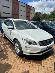 Volvo XC60 2017 White for sale