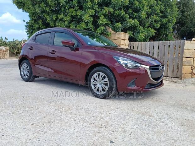 Mazda Demio 2018 Maroon