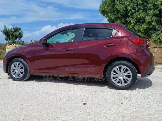 Mazda Demio 2018 Maroon