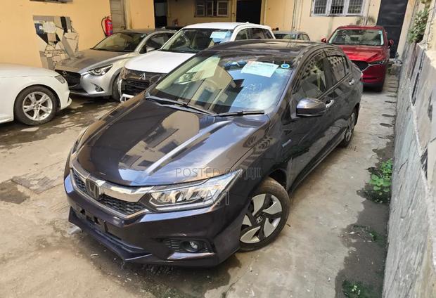 Honda Grace 1.5 Hybrid FWD 2019 Black