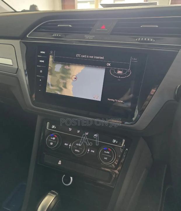 Volkswagen Touran 2019 Blue