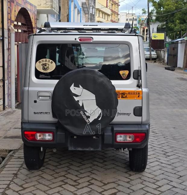 Suzuki Jimny 2019 White