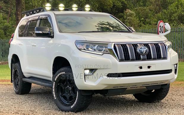 Toyota Land Cruiser Prado 2.7 2019 White