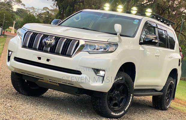 Toyota Land Cruiser Prado 2.7 2019 White