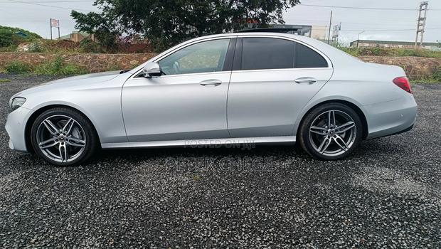 Mercedes-Benz E250 2019 Silver