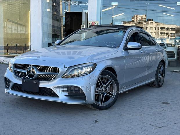 Mercedes-Benz C200 2019 Silver