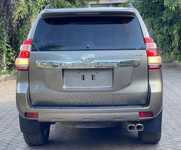 Toyota Land Cruiser Prado 2.8 D-4D 2016 Brown