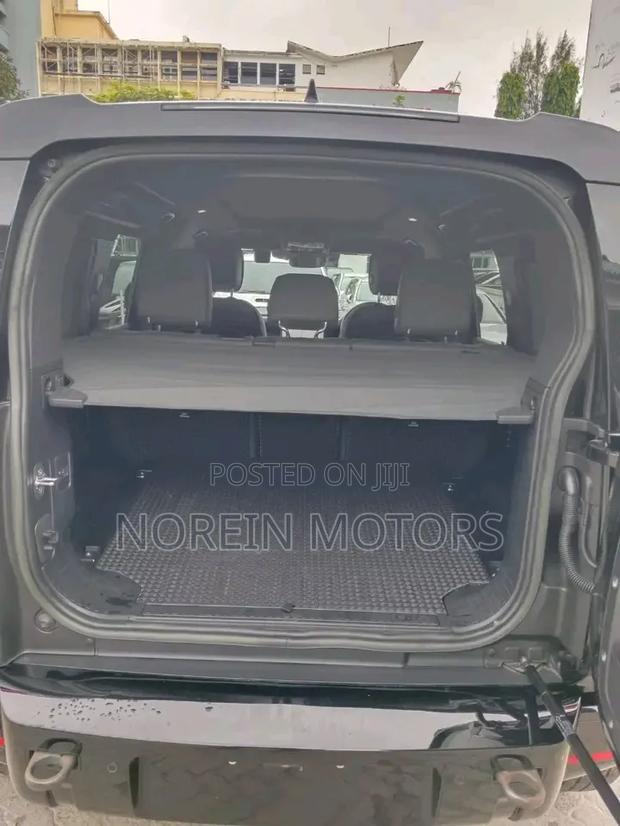 Land Rover Defender 2021 Black