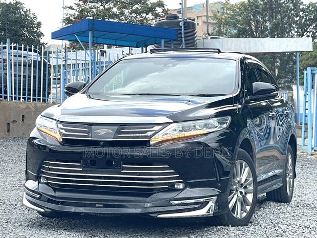 Toyota Harrier 2.0 2019 Black