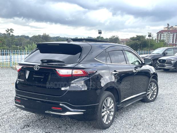 Toyota Harrier 2.0 2019 Black