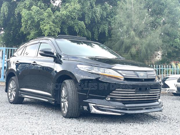 Toyota Harrier 2.0 2019 Black