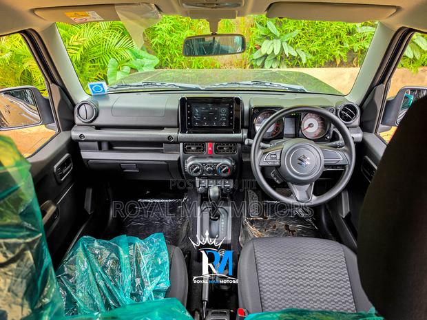 Suzuki Jimny 2025 Black
