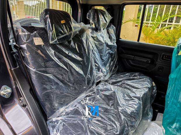 Suzuki Jimny 2025 Black