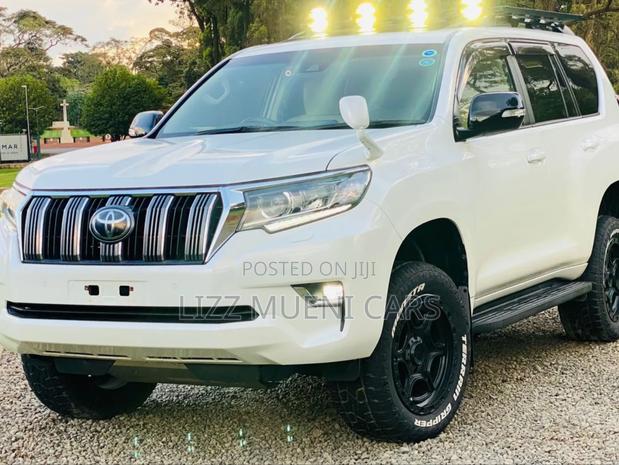 Toyota Land Cruiser Prado 2.7 2019 White