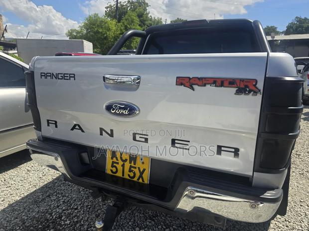 Ford Ranger Wildtrak 2015 Silver