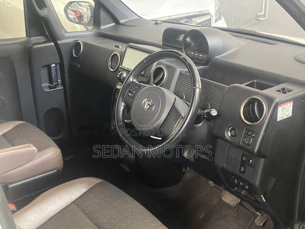 Toyota Porte 2019 Beige