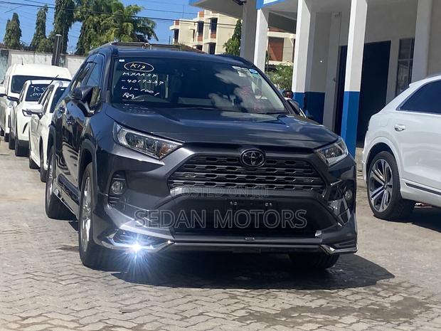 Toyota RAV4 2020 Gray