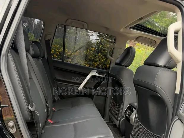 Toyota Land Cruiser Prado 2019 Matt Black