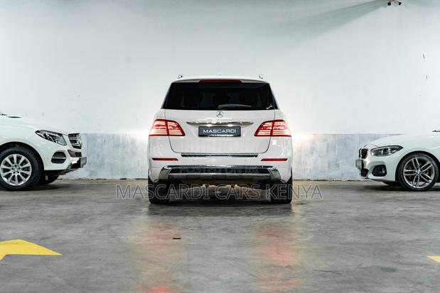 Mercedes-Benz M Class ML350 4MATIC 4dr SUV AWD (3.5L 6cyl 7A) 2015