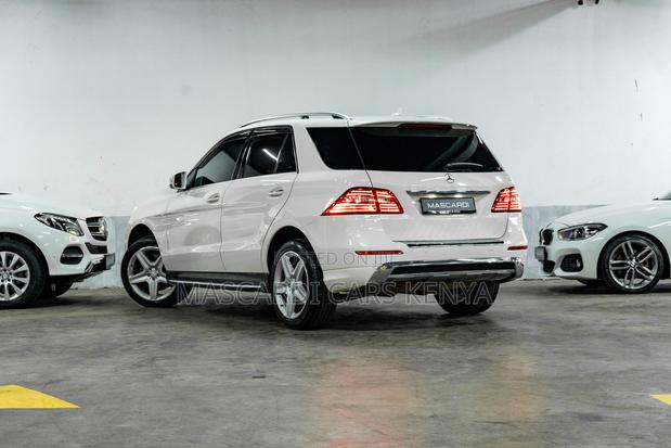 Mercedes-Benz M Class ML350 4MATIC 4dr SUV AWD (3.5L 6cyl 7A) 2015
