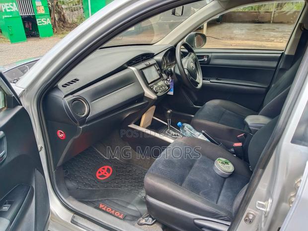 Toyota Corolla Fielder 2015 Silver