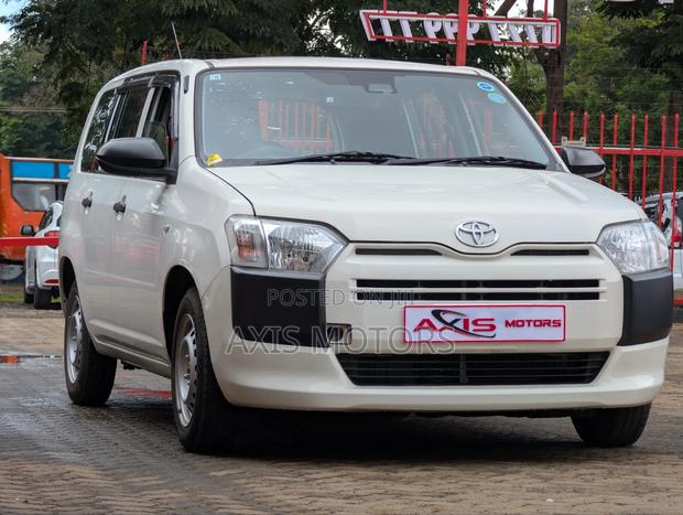 Toyota Probox 1.5 DX 2WD 2020 White