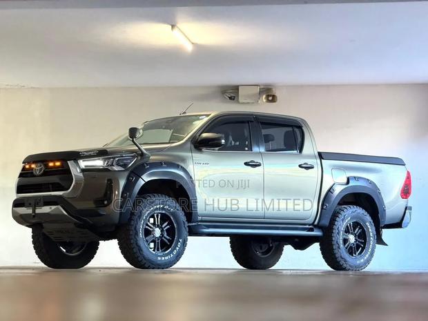 Toyota Hilux 2.4 Diesel 2020 Green