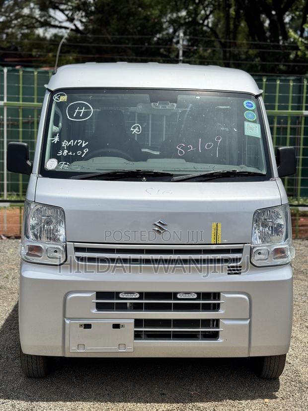 Suzuki Every Wagon 2019 Silver